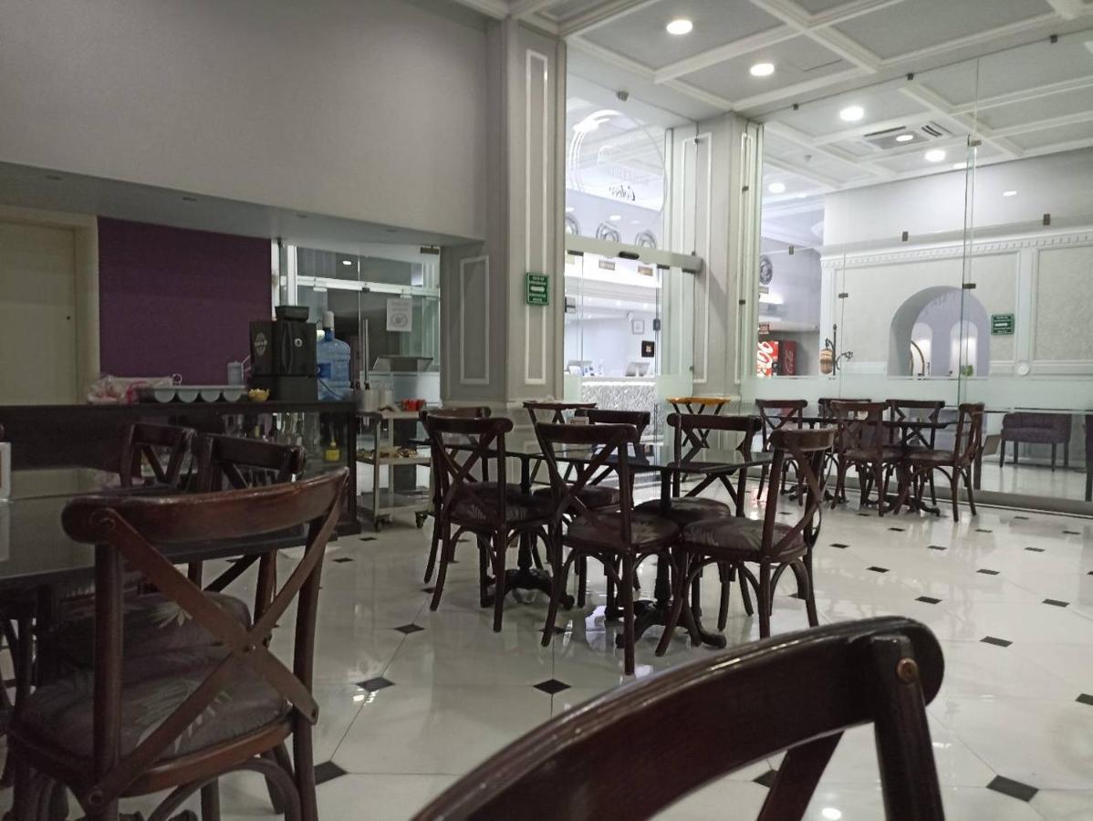 Hotel Roma Guadalajara In Downtown Esterno foto