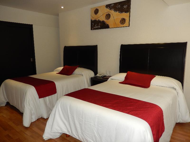 Hotel Roma Guadalajara In Downtown Esterno foto